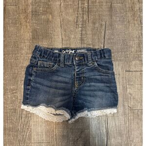 Cat & Jack Girls Denim Shorts Size 5T Eyelet Lace Trim Dark Wash Stretch